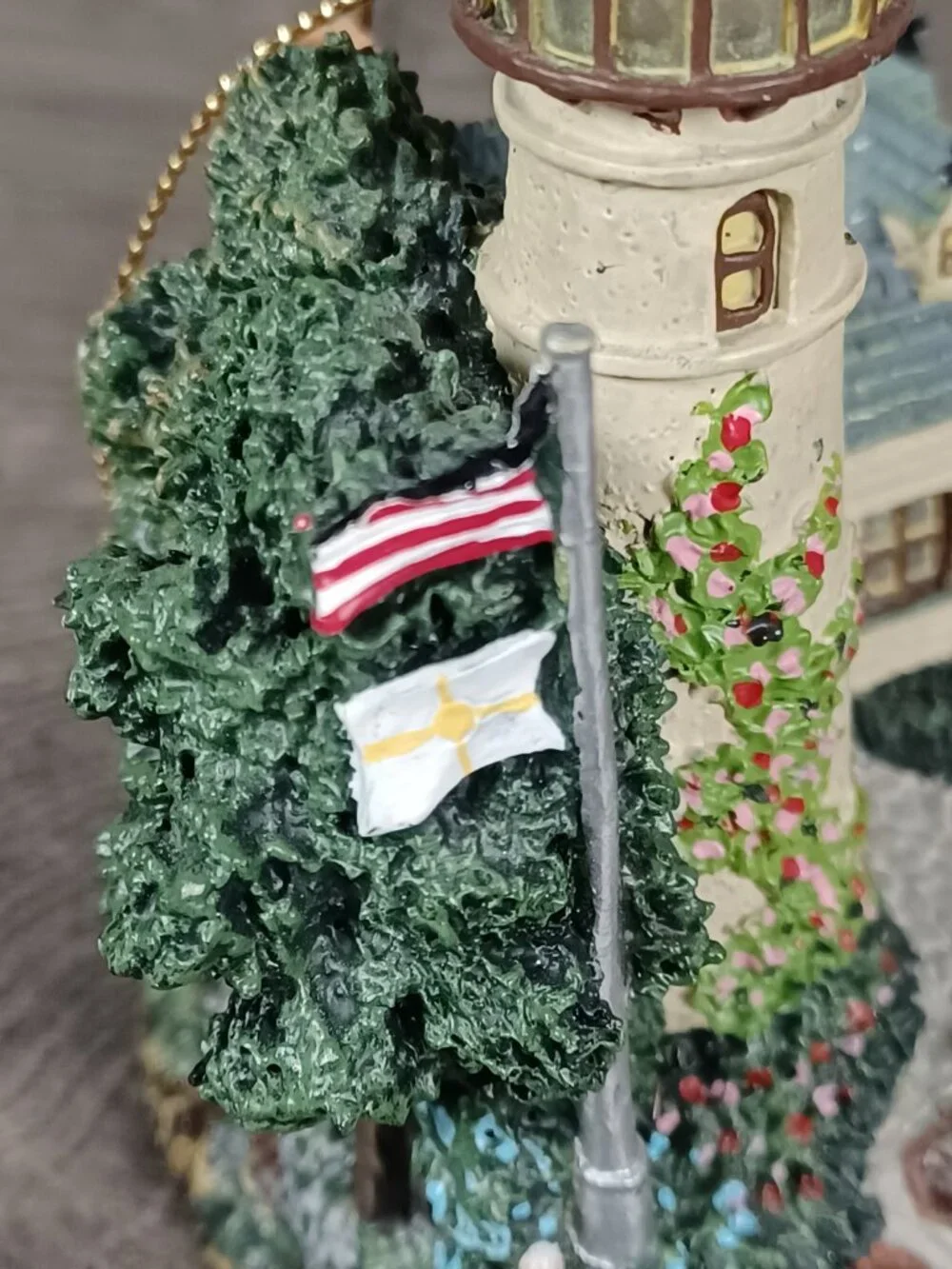 Hawthorne Thomas Kinkade Illuminated Ornament Collection Light In The Storm 2000